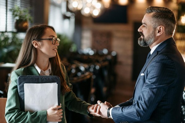 Médiation de la consommation en entreprise : pourquoi et comment la mettre en place ?