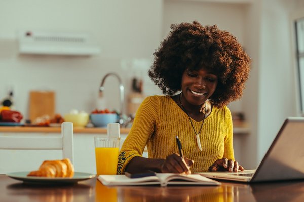 Formations en ligne certifiantes : boostez votre carrière aujourd'hui